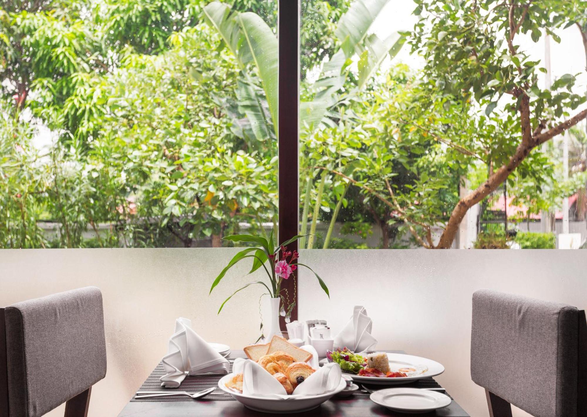 The Calm Oasis Siem Reap Exterior foto